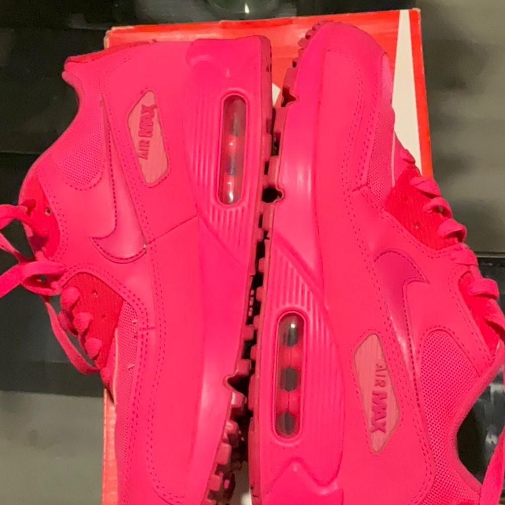 EUC Nike Air Max Sneakers - Size 6Y - Picture 9 of 11